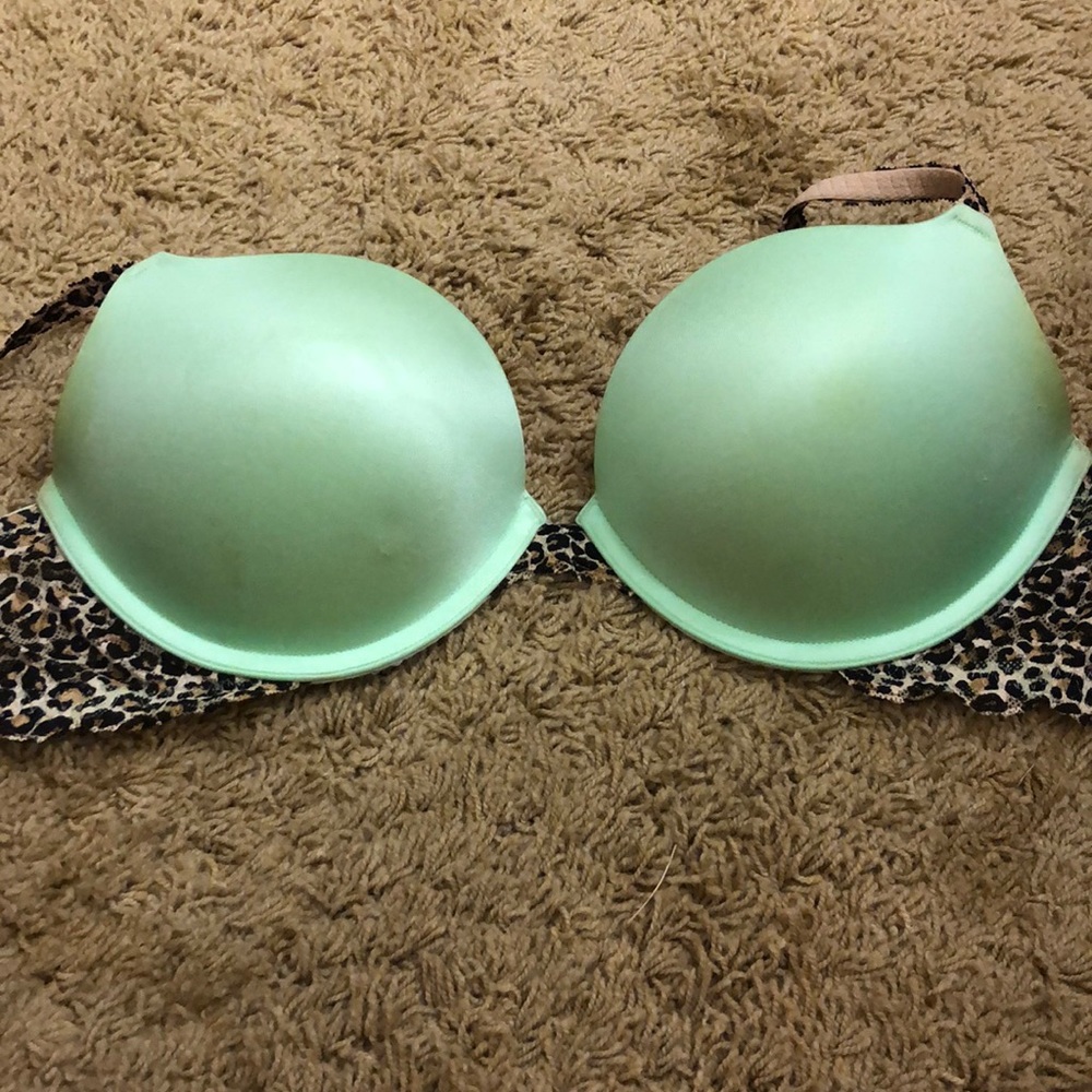 Victoria’s Secret PINK Teal/Cheetah Push-up Bra